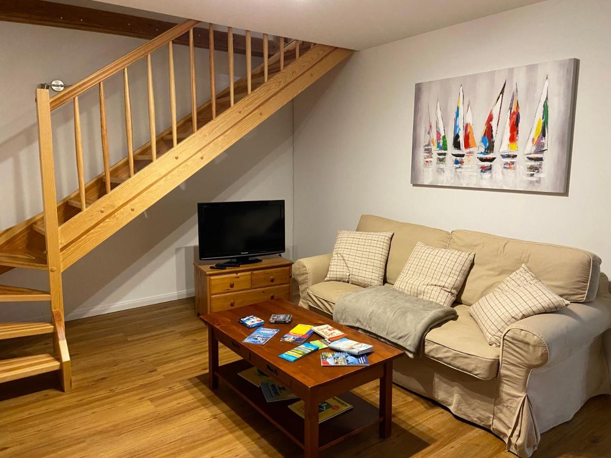 Krimhof Apartment Maasbull Екстериор снимка