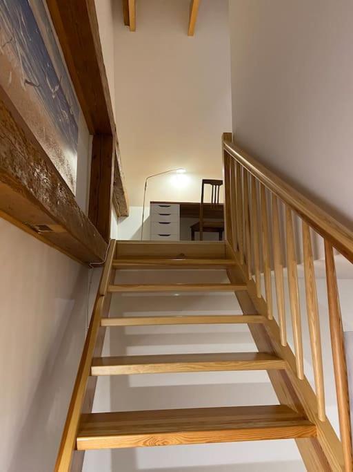 Krimhof Apartment Maasbull Екстериор снимка