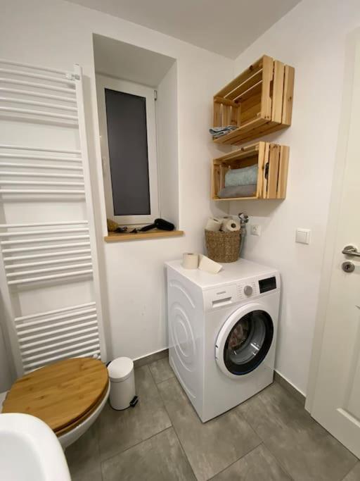 Krimhof Apartment Maasbull Екстериор снимка